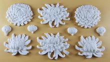 10 x Edible 3D 50mm Chrysanthemum Flower Set icing toppers, cake cupcakes T111