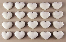 20 x Edible 3D 20mm Hearts icing toppers, cake cupcakes decorations T058