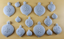 15 x Edible 3D 50mm Christmas Baubles, icing toppers, cake cupcakes decorations T091