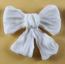 8 x Edible 3D 40mm Large Bows icing toppers, cake cupcakes T120