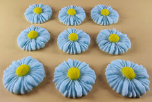12 x Edible 3D 35mm Daisies Daisy flowers icing toppers, cake cupcakes T118