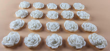 20 x Edible 3D 20mm flower flowers icing toppers, cake cupcakes decorations T029