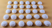 30 x Edible 3D 11mm Dahlia Flowers, icing toppers, cake cupcakes decorations T065