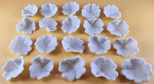 20 x Edible 3D 30mm Primula Primrose Flowers, icing toppers, cake cupcakes decorations T068