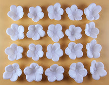 20 x Edible 3D 25mm Cherry Blossoms Flowers, icing toppers, cake cupcakes decorations T069