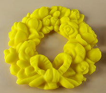 4 x Edible 3D 60mm Rose Wreaths, icing toppers, cake cupcakes decorations T086