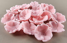 20 x Edible 3D 25mm Buttercup flowers icing toppers, cake cupcakes decorations T045