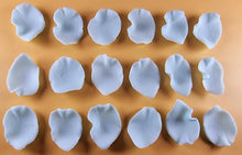 18 x Edible 3D 36mm Rose Petals icing toppers, cake cupcakes decorations T044