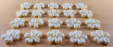 20 x Edible 3D 22mm flower flowers icing toppers, cake cupcakes decorations T031