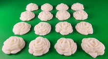 16 x Edible 3D 30mm roses rose flowers icing toppers, cake cupcakes decorations T010