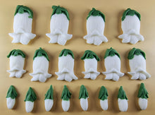 18 x Edible 3D 55mm Bluebell flowers icing toppers, cake cupcakes T119