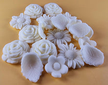 20 Piece Edible 3D Bouquet Flower set, icing toppers, cake cupcakes decorations T070