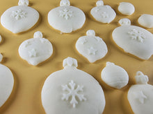 15 x Edible 3D 50mm Christmas Baubles, icing toppers, cake cupcakes decorations T091