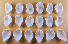 18 x Edible 3D 36mm Rose Petals icing toppers, cake cupcakes decorations T044