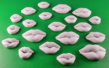 20 x Edible 3D 25mm Mixed Size Lips icing toppers, cake cupcakes decorations T050