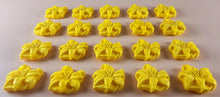 20 x Edible 3D 20mm flower flowers icing toppers, cake cupcakes decorations T022