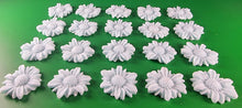 20 x Edible 3D 30mm daisies daisy flowers icing toppers, cake cupcakes decorations T015