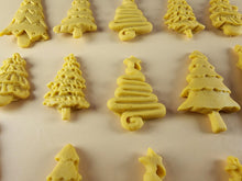15 x Edible 3D 45mm Christmas Trees, icing toppers, cake cupcakes decorations T088