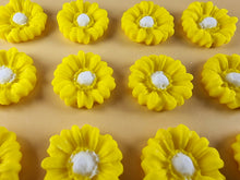 12 x Edible 3D 22mm flowers icing toppers, cake cupcakes decorations T104