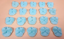 20 x Edible 3D 30mm violets violet flowers icing toppers, cake cupcakes decorations T003