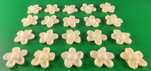 20 x Edible 3D 22mm flower flowers icing toppers, cake cupcakes decorations T026