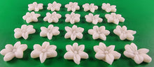 20 x Edible 3D 20mm flower flowers icing toppers, cake cupcakes decorations T034