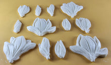 12 x Edible 3D 50mm Tulip Lilly flowers Set, icing toppers, cake cupcakes decorations T076