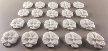 20 x Edible 3D 20mm flower flowers icing toppers, cake cupcakes decorations T028
