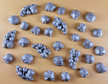 30 x Edible 3D 10mm Snowdrop Flowers, icing toppers, cake cupcakes decorations T066