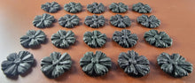 20 x Edible 3D 25mm daisies daisy flowers icing toppers, cake cupcakes decorations T014