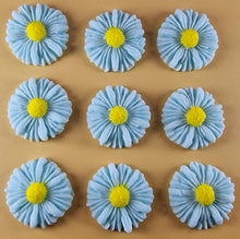 12 x Edible 3D 35mm Daisies Daisy flowers icing toppers, cake cupcakes T118