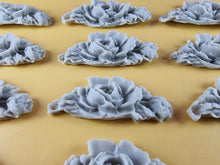 12 x Edible 3D 55mm Rose Bunches, icing toppers, cake cupcakes decorations T080