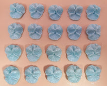 20 x Edible 3D 30mm violets violet flowers icing toppers, cake cupcakes decorations T003