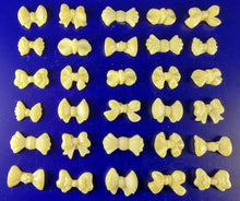 30 x Edible 3D small bows bow icing toppers, cake cupcakes decorations T012
