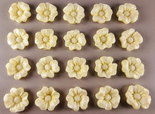 20 x Edible 3D 20mm flower flowers icing toppers, cake cupcakes decorations T019