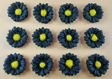12 x Edible 3D 22mm flowers icing toppers, cake cupcakes decorations T104