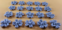 20 x Edible 3D 22mm flower flowers icing toppers, cake cupcakes decorations T031