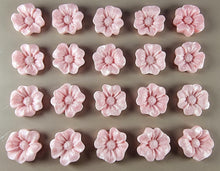 20 x Edible 3D 20mm flower flowers icing toppers, cake cupcakes decorations T019