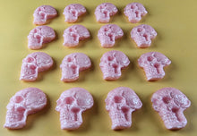 16 x Edible 3D 25mm Skulls, Halloween, icing toppers, cake cupcakes decorations T093