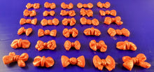 30 x Edible 3D small bows bow icing toppers, cake cupcakes decorations T012