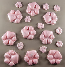 18 x Edible 3D 40mm Dog Paws, icing toppers, cake cupcakes decorations T036