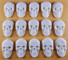 15 x Edible 3D 42mm Skulls, Skull icing toppers, cake cupcakes decorations T040