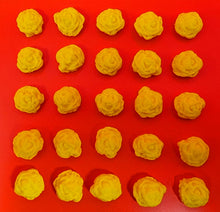 30 x Edible 3D 1.2mm high detail rose roses flowers icing toppers, cake cupcakes decorations T004