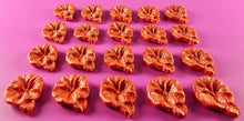 20 x Edible 3D 18mm flower flowers icing toppers, cake cupcakes decorations T033