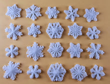 20 x Edible 3D 20mm Small Snowflakes icing toppers, cake cupcakes decorations T062