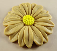 4 x Edible 3D 70mm Large Daisy Flowers icing toppers, cake cupcakes T122