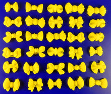 30 x Edible 3D small bows bow icing toppers, cake cupcakes decorations T012
