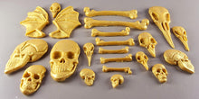 20 x Edible 3D 50mm Skull and Bones set icing toppers, cake cupcakes decorations T057