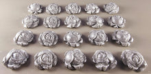 20 x Edible 3D 23mm high detail roses rose flowers icing toppers, cake cupcakes decorations T018