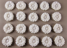 20 x Edible 3D 20mm flower flowers icing toppers, cake cupcakes decorations T021